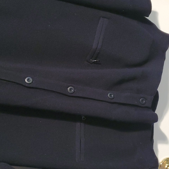 Green Coast Sweater - Picture 5 of 9